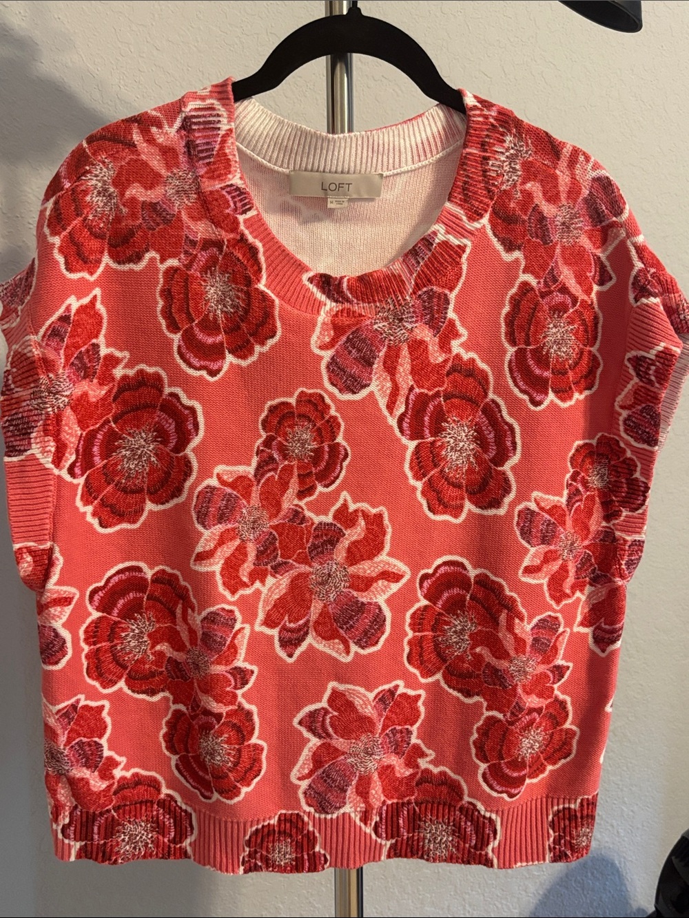 LOFT Coral Pink Red Floral Crewneck Sweater